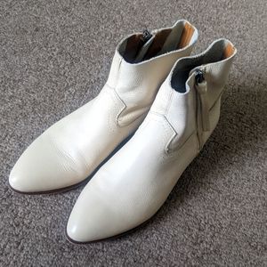 Frye and Co. Genuine Leather Ankle Western Style Boots